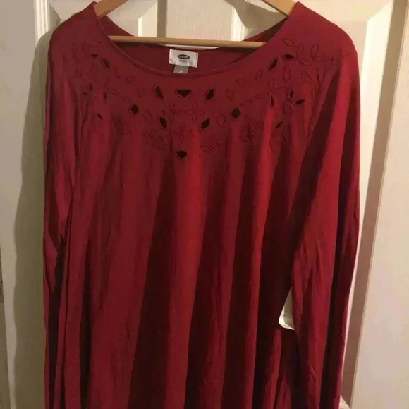 New shirt - Picture 1 of 2